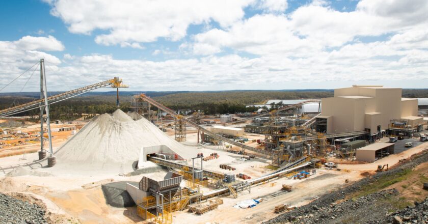 Macmahon Holdings has announced it has finalised its load-and-haul services contract with Talison Lithium for the Greenbushes lithium project.