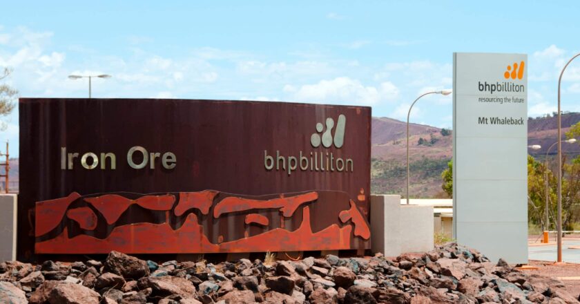 Major miners South32 and BHP have joined the growing list of mining companies who have donated to the Lord Mayor's Distress Relief Fund.