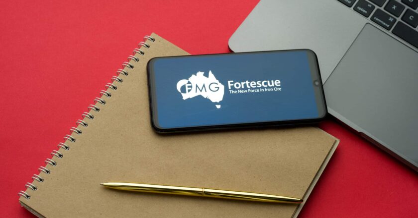 Following a number of exits at the senior level, Fortescue boss Andrew Forrest has rejected suggestions of executive dysfunction.